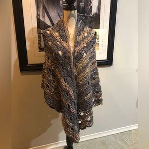 EUC Women’s Handmade Shawl